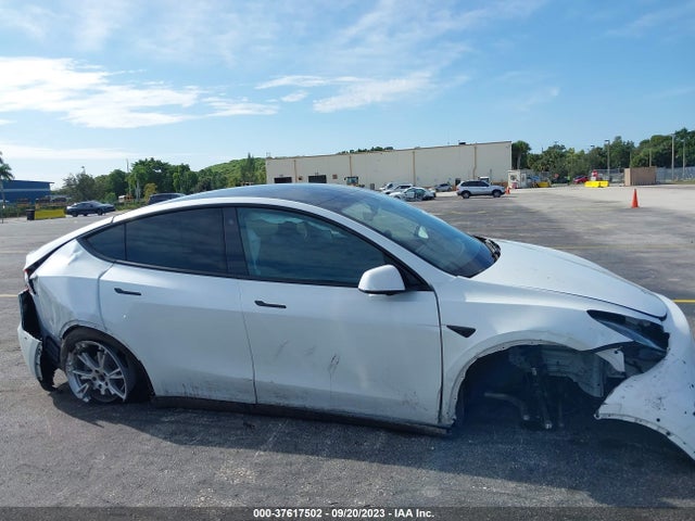 2021 TESLA MODEL Y LONG RANGE DUAL MOTOR ALL-WHEEL DRIVE VIN: 5YJYGDEE5MF066223