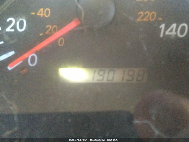 2005 TOYOTA HIGHLANDER VIN: JTEEP21AX50098462