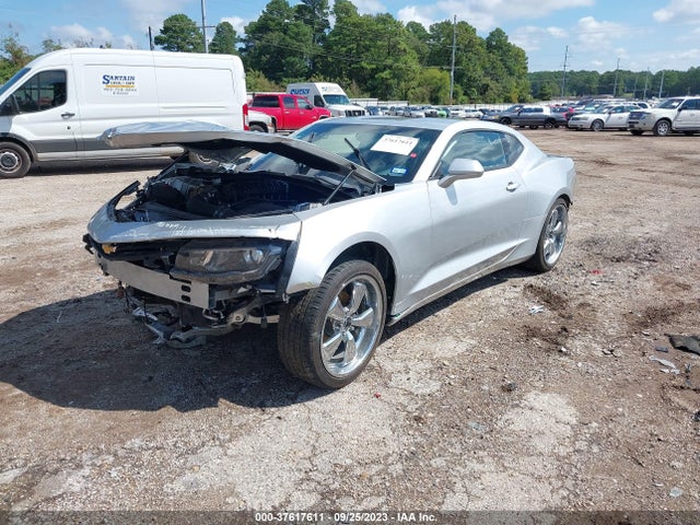 Chevrolet Camaro 1lt 2017 1G1FB1RS1H0196923 Image 2