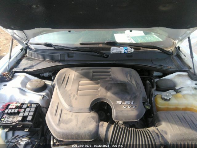 2C3CDXJG4JH213556 Dodge CHARGER GT