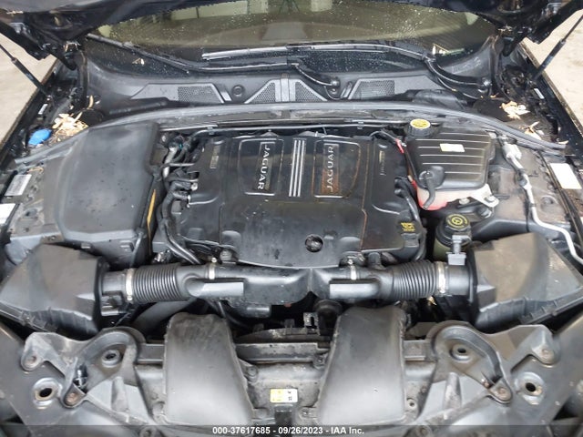 2015 JAGUAR XF SAJWJ0FF4F8U53195 Photo 9