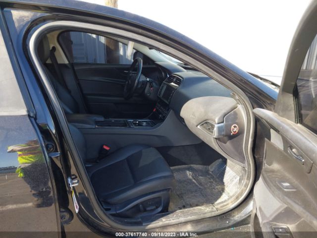 SAJAR4FX3JCP36969 Jaguar Xe 25t