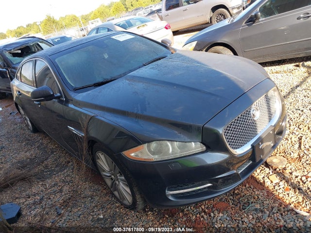 2011 JAGUAR XJ SAJWA2GE4BMV17660 Photo 0