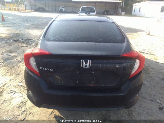 19XFC2E52JE035732 Honda Civic Sedan Lx