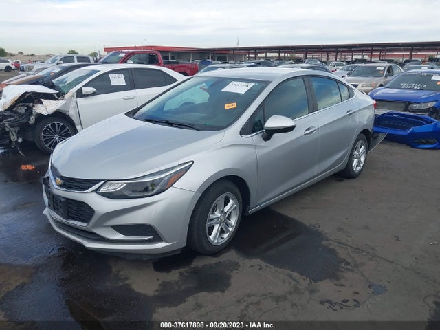 Chevrolet CRUZE LT 2017 1G1BE5SM5H7242107 Image 2