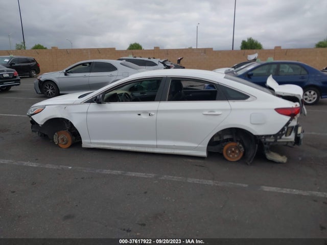 Hyundai SONATA SE 2018 5NPE24AF2JH715182 Image 14