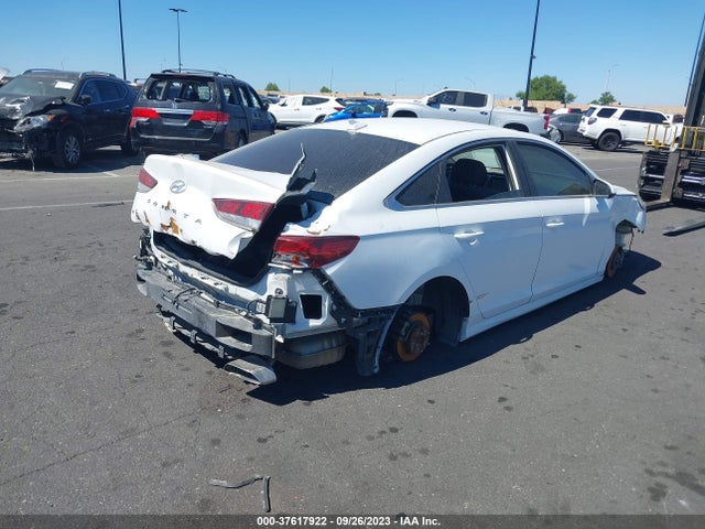 Hyundai SONATA SE 2018 5NPE24AF2JH715182 Image 4