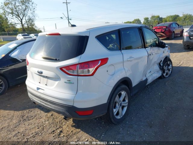 1FMCU0GX5EUD59635 Ford ESCAPE SE