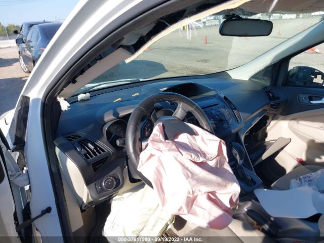 1FMCU0GX5EUD59635 Ford ESCAPE SE