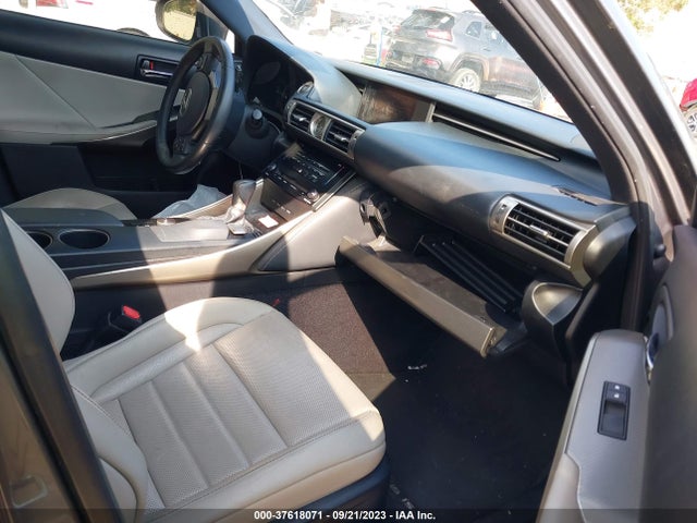 Lexus IS 250 2014 JTHBF1D29E5008132 Image 5
