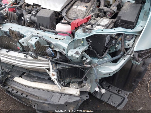 Toyota Prius Four 2016 JTDKARFU3G3028968 Image 6