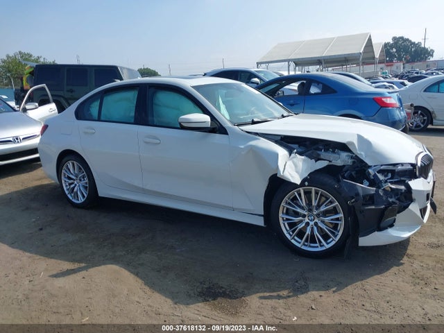 BMW 3 Series 330i 2023 аукцион фото