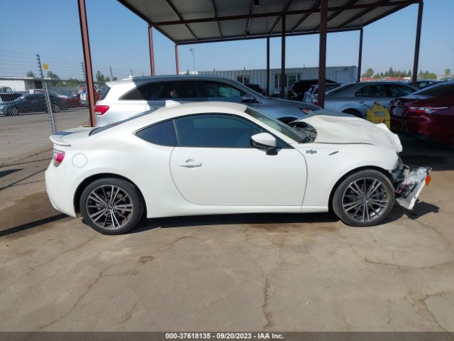 JF1ZNAA19F8709290 Scion FR-S