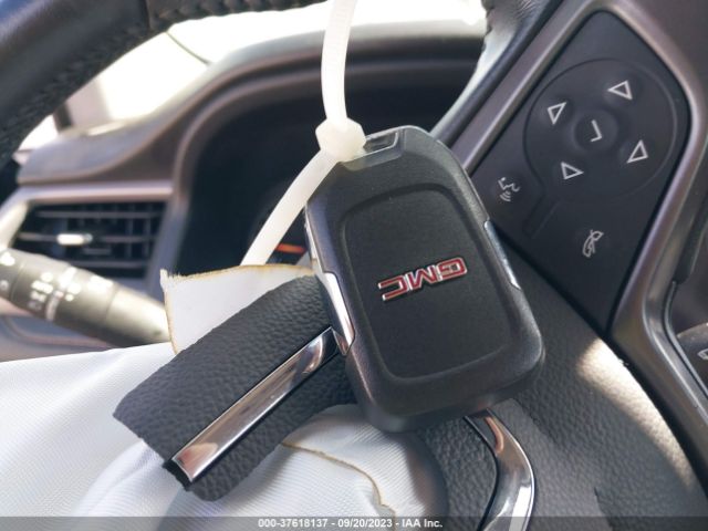 1GKKNLLS9NZ105412 GMC Acadia At4