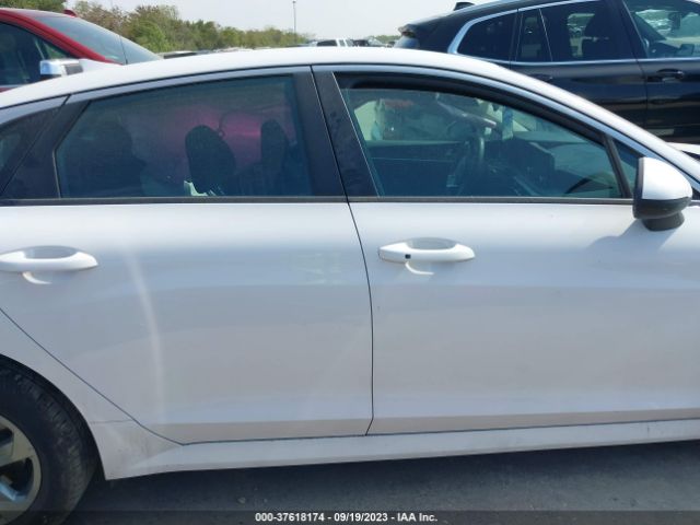 5XXG14J24NG088494 KIA K5 LXS