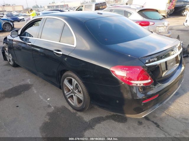 WDDZF4JB5HA285190 Mercedes-Benz E-class E 300