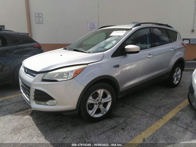 1FMCU0GX7EUC53106 Ford ESCAPE SE