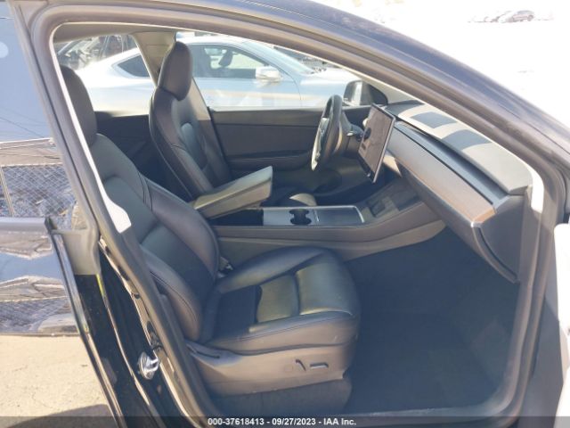 7SAYGDEF1NF358304 Tesla Model Y Performance