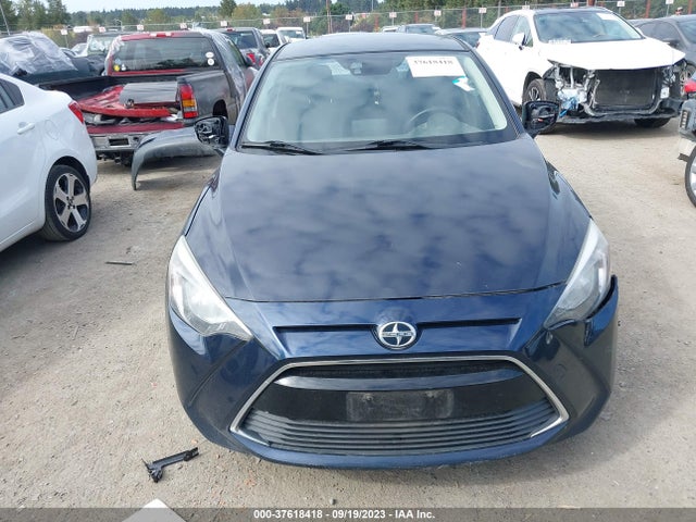 Scion IA 2016 3MYDLBZV3GY121528 Image 12