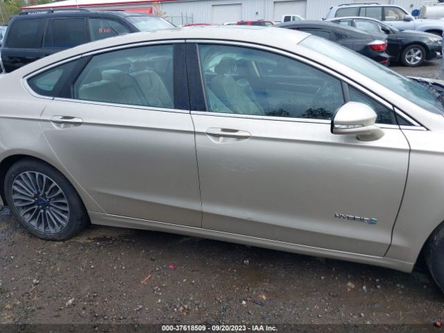 3FA6P0RU9HR279932 Ford FUSION HYBRID