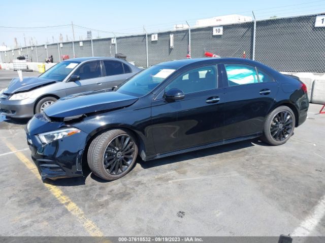 WDD3G4EB7LW039282 Mercedes-Benz A-class A 220