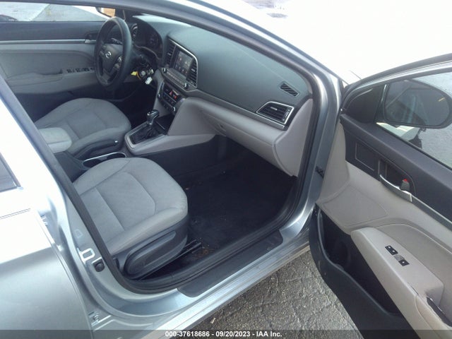 2017 HYUNDAI ELANTRA SE VIN: 5NPD84LF5HH061537
