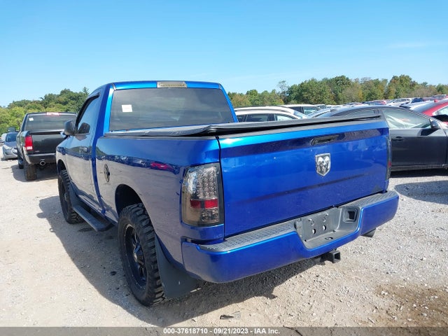 3C6JR6AG3KG526721 RAM 1500 Classic Express