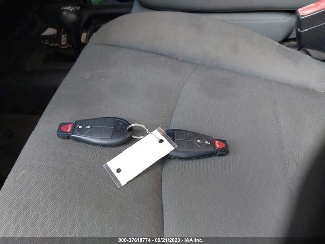 2014 RAM 2500 TRADESMAN VIN: 3C6UR5CLXEG289652