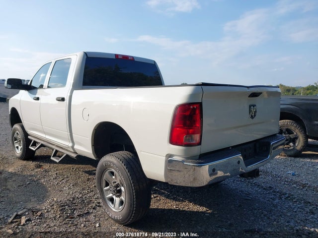 2014 RAM 2500 TRADESMAN VIN: 3C6UR5CLXEG289652