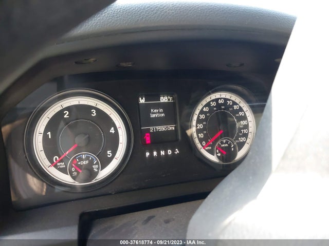 2014 RAM 2500 TRADESMAN VIN: 3C6UR5CLXEG289652