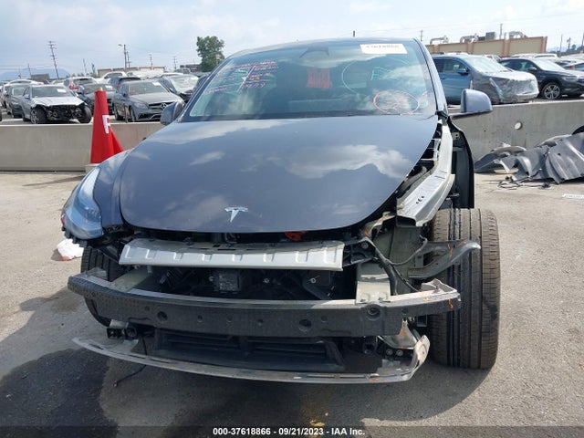 Tesla Model Y Long Range 2021 5YJYGDEE6MF091146 Image 4