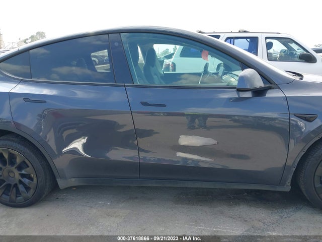Tesla Model Y Long Range 2021 5YJYGDEE6MF091146 Image 5