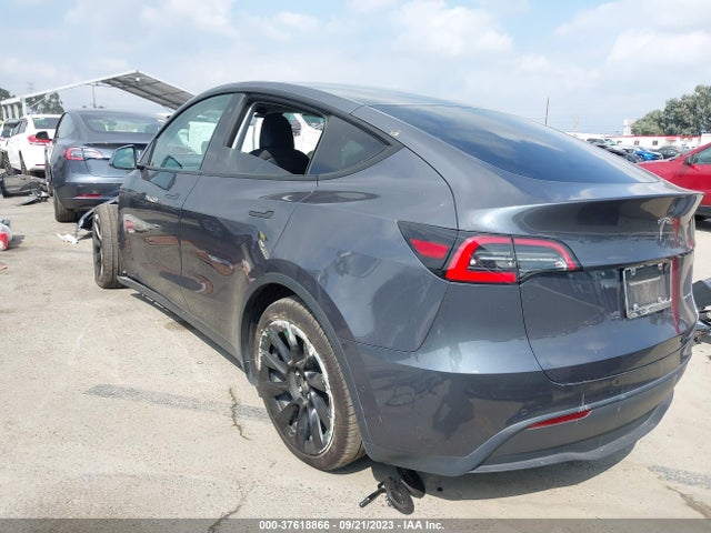 Tesla Model Y Long Range 2021 5YJYGDEE6MF091146 Image 11