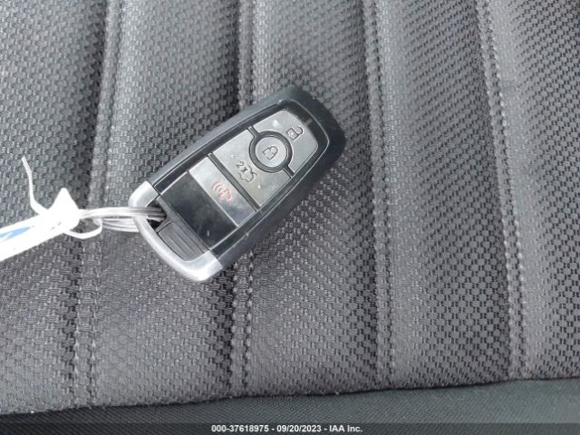 3FA6P0LU1KR169280 Ford Fusion Hybrid Se