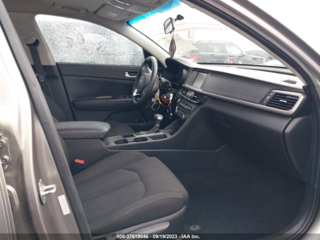 5XXGT4L38JG201860 KIA Optima Lx