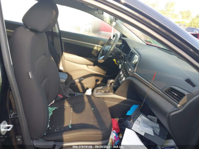 2019 HYUNDAI ELANTRA 5NPD84LF7KH409247 Photo 4