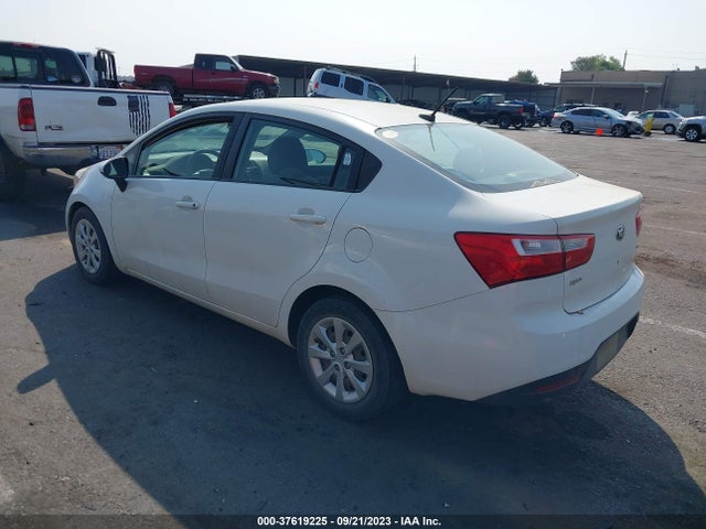 KIA RIO LX 2015 KNADM4A34F6502194 Image 3