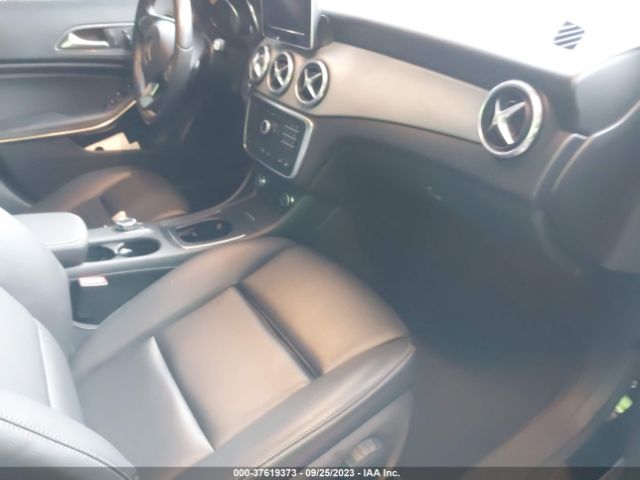 WDCTG4GB7GJ235260 Mercedes-Benz Gla Gla 250