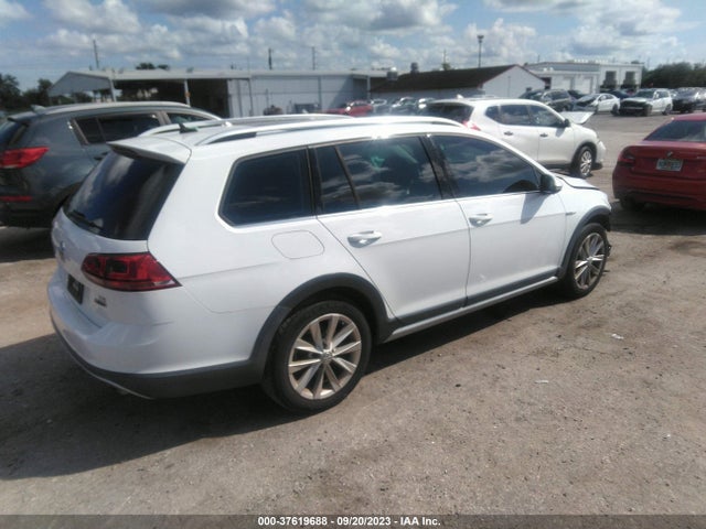 3VWH17AU0HM521879 Volkswagen Golf Alltrack S/se/sel