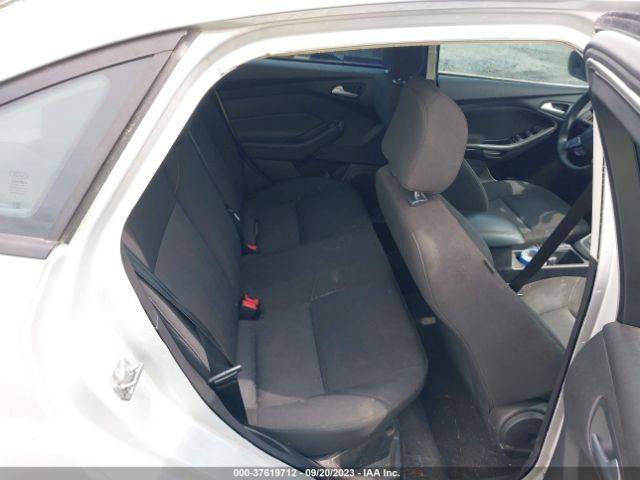 1FADP3F27FL291374 Ford FOCUS SE