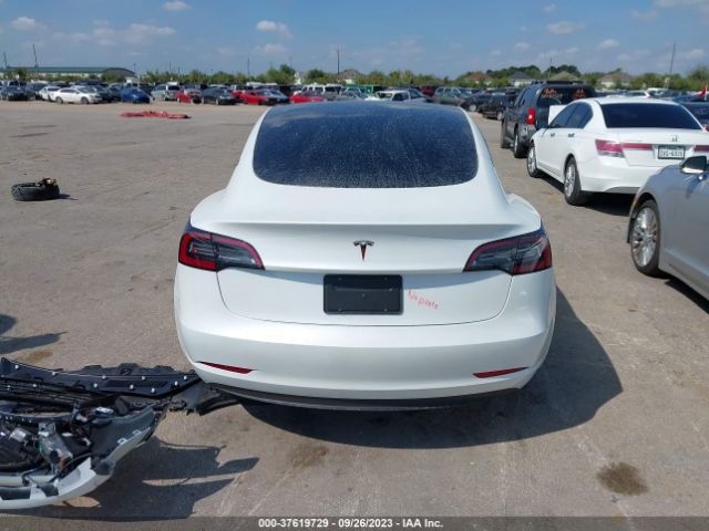 5YJ3E1EA5PF608811 Tesla MODEL 3