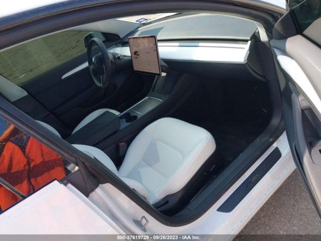 5YJ3E1EA5PF608811 Tesla MODEL 3
