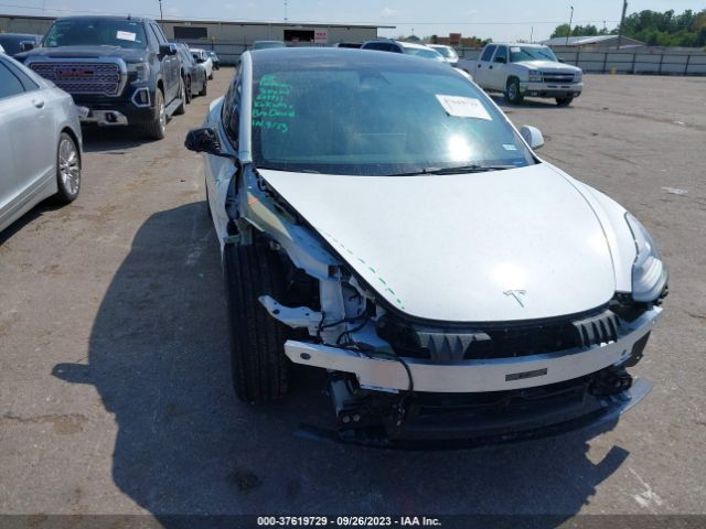 5YJ3E1EA5PF608811 Tesla MODEL 3