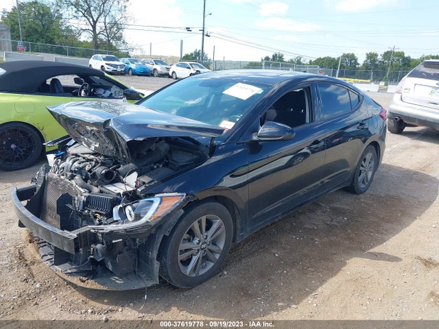 Hyundai Elantra Value Edition 2017 5NPD84LF4HH182978 Image 2