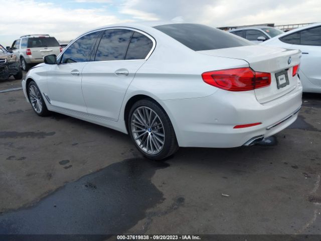 WBAJE5C34HG915720 BMW 5 Series 540i