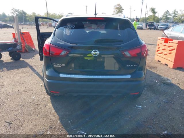 JN1BJ1CR9JW254099 Nissan Rogue Sport Sv