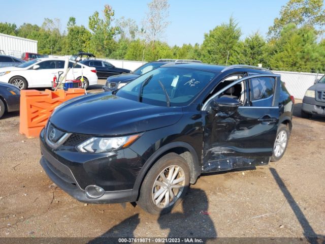 JN1BJ1CR9JW254099 Nissan Rogue Sport Sv