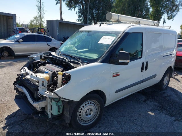RAM Promaster City Cargo Van Tradesman 2016 ZFBERFAT0G6B77300 Image 2