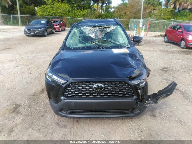 Toyota Corolla Cross Le 2022 7MUCAAAG6NV011395 Image 13
