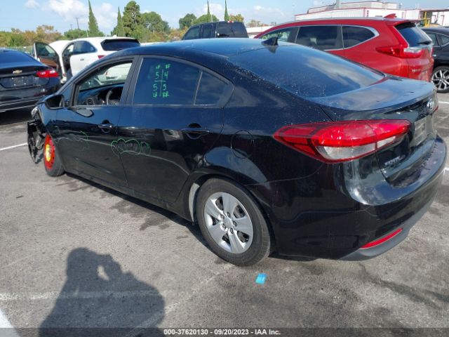 3KPFK4A7XHE140793 KIA FORTE LX